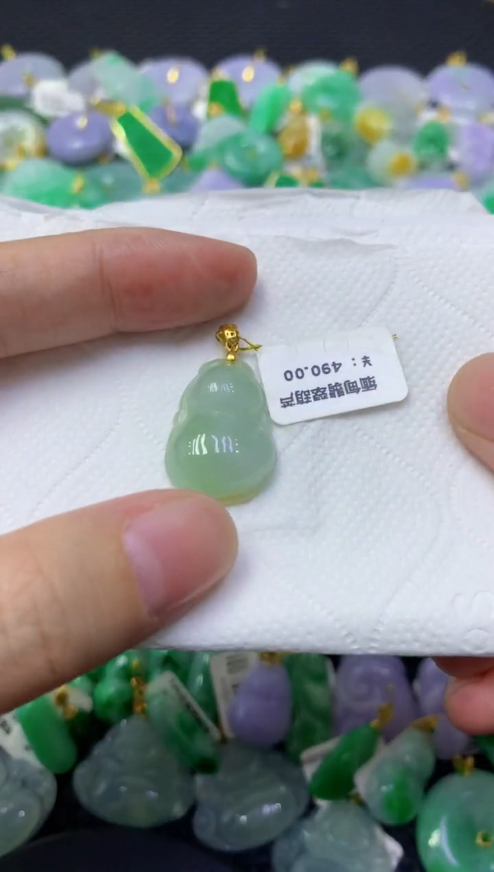 颈饰未镶嵌翡翠天然缅甸翡翠A货