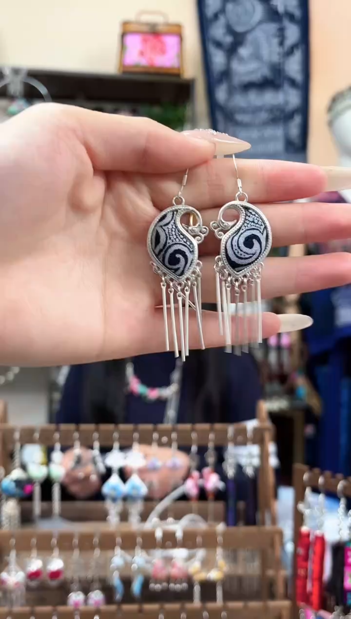 织绣民族风非遗老绣饰品252