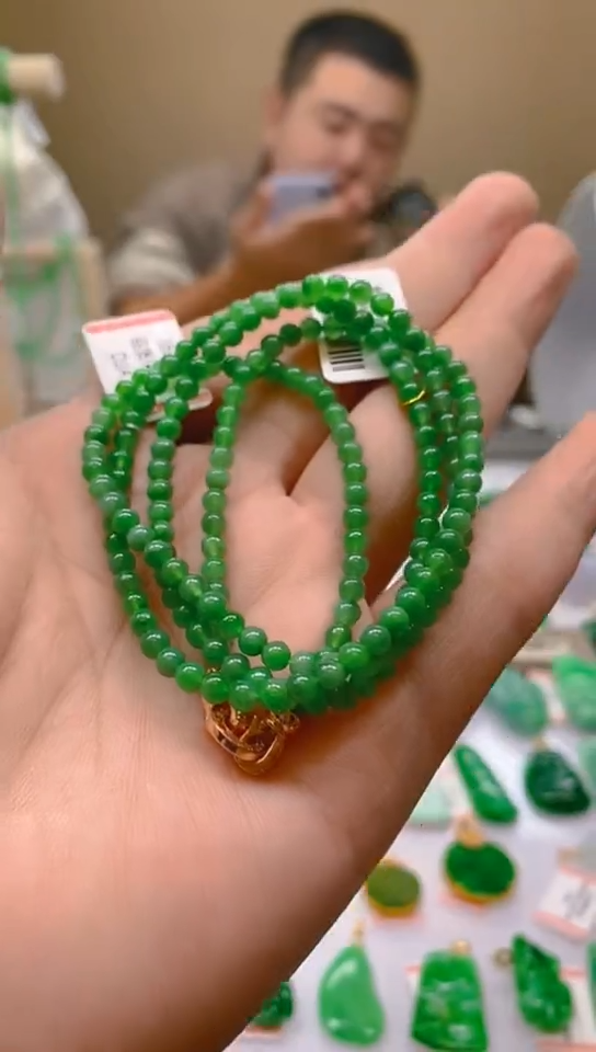 【闪购商品】翡翠颈饰未镶嵌 新号开播，全场乱卖