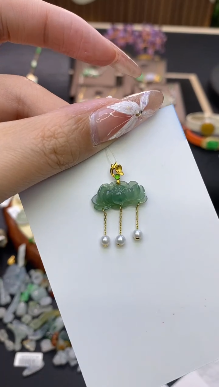 【闪购商品】翡翠颈饰18K金镶嵌净货16246