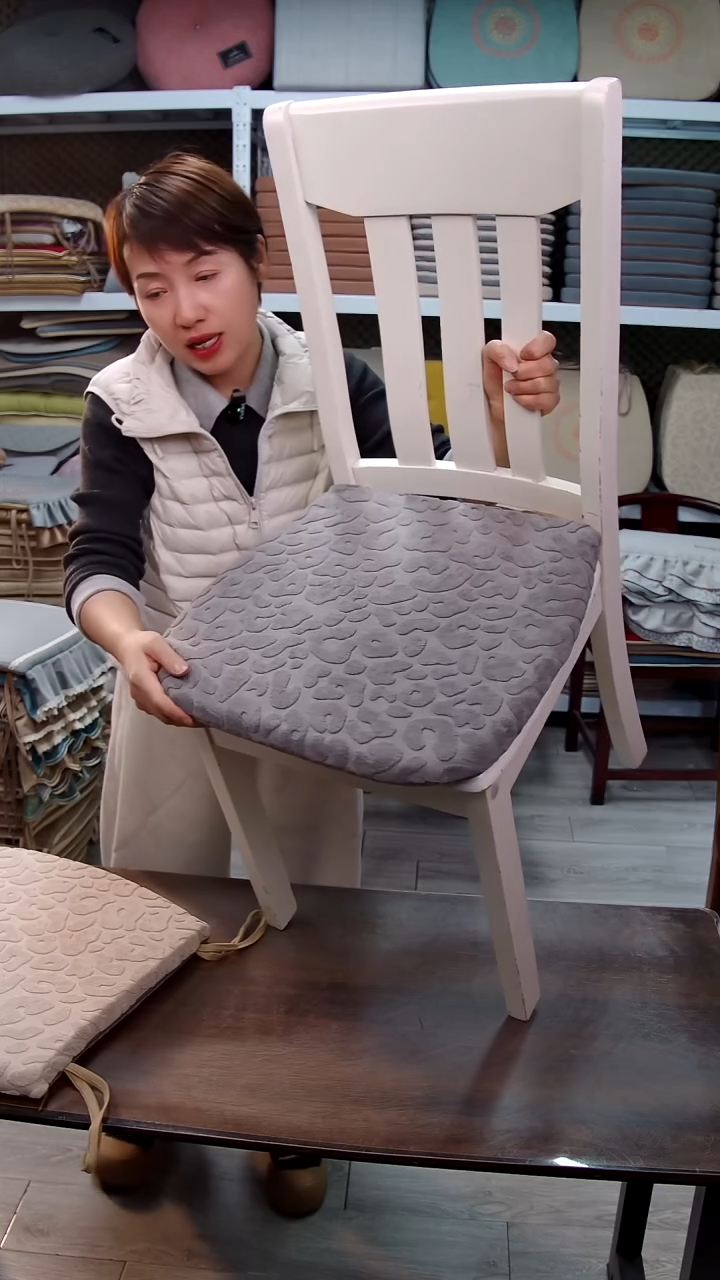 布石头记忆棉：灰色4个