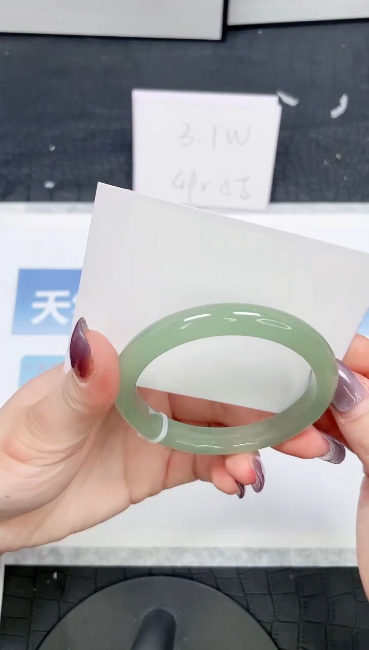 【闪购商品】石英质玉手镯未镶嵌316-55.8