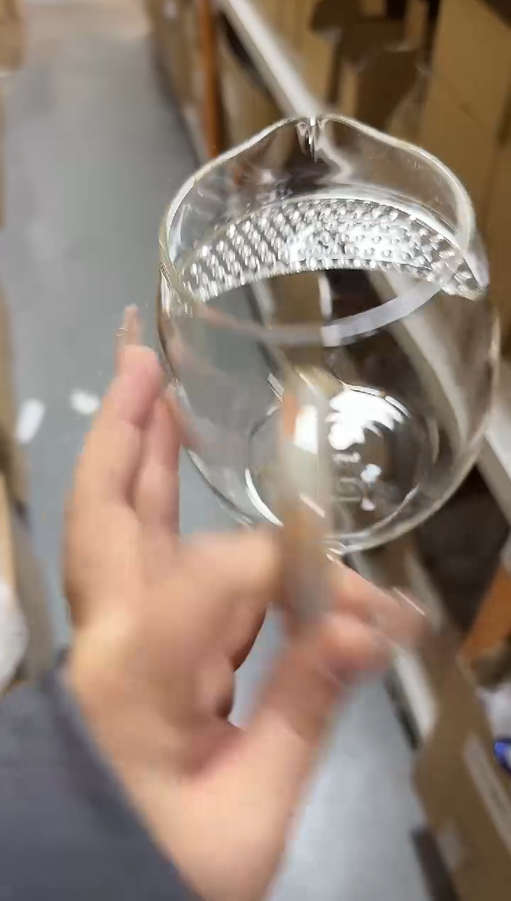 微瑕粉玉煮茶器  