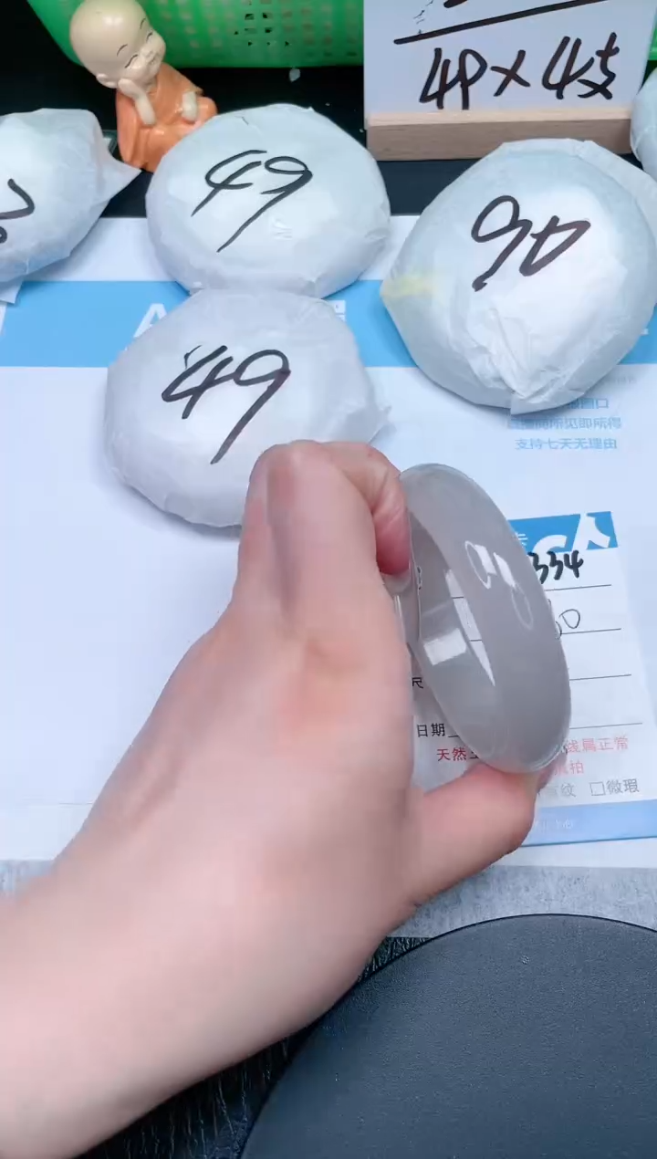 【闪购商品】石英质玉手镯未镶嵌334-56