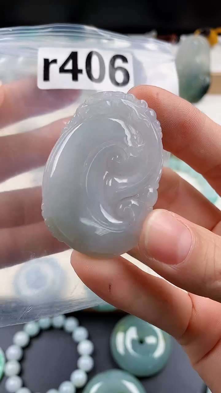颈饰未镶嵌翡翠天然翡翠吊坠挂件