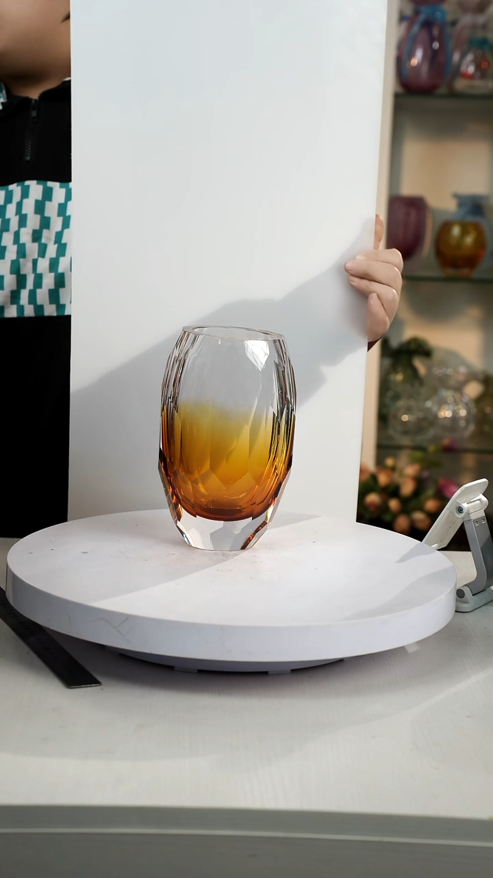 【闪购商品】琉璃【弘扬】高23轻奢琉璃花器正常手工痕迹