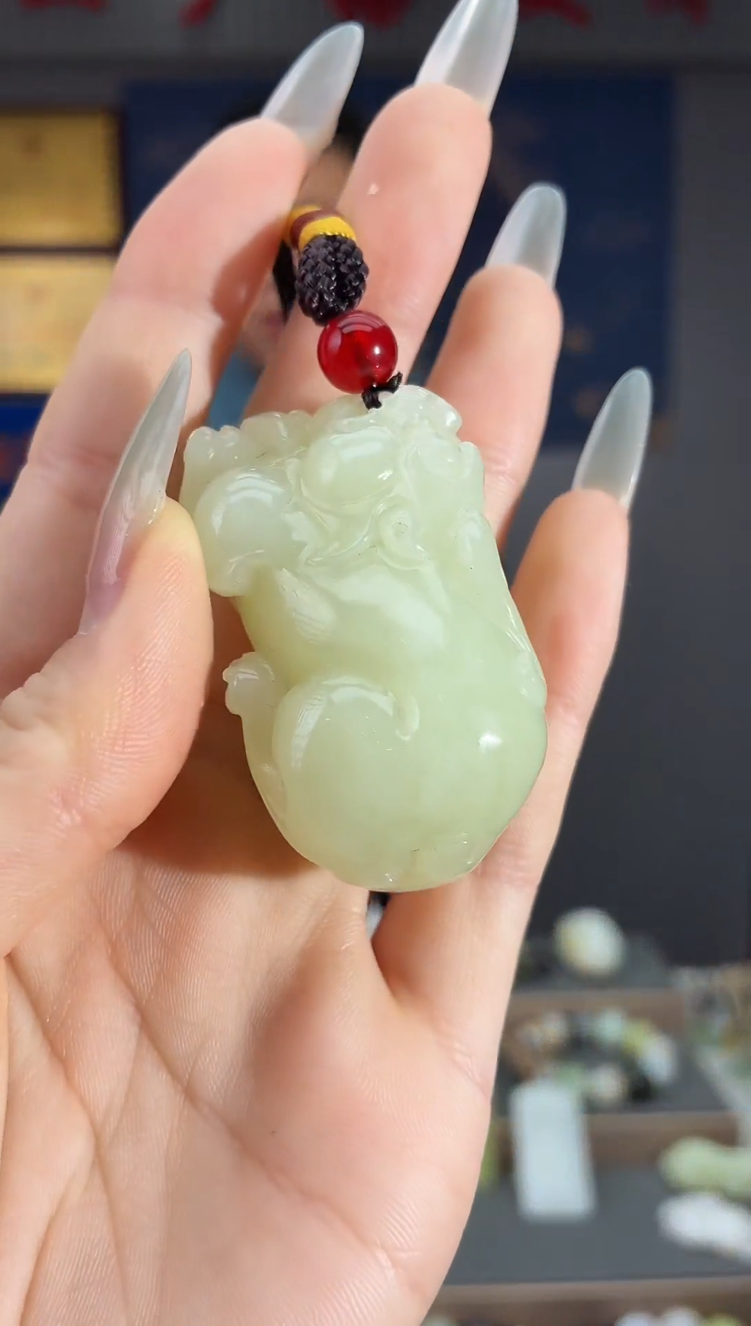 颈饰未镶嵌和田玉1