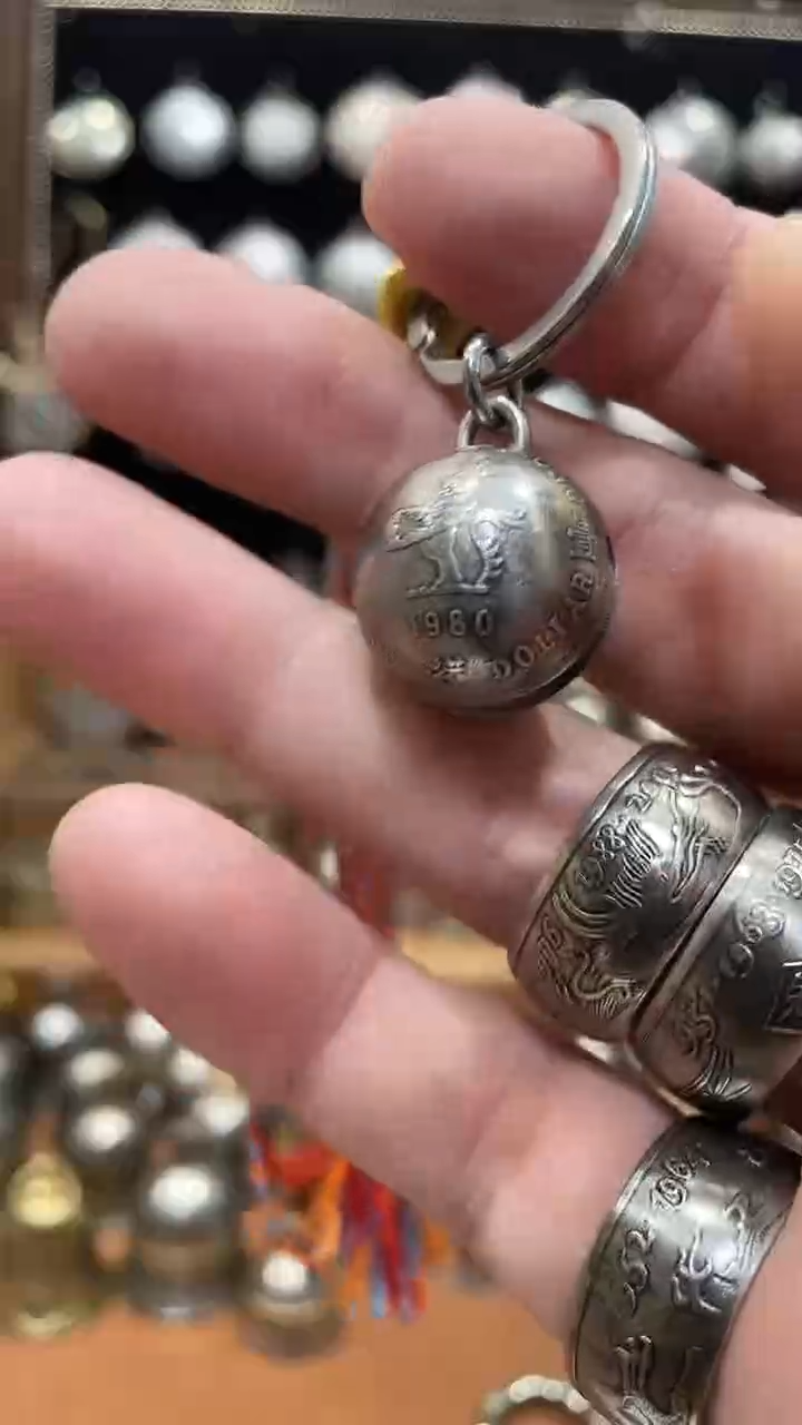 香港小一元圆铃铛正品