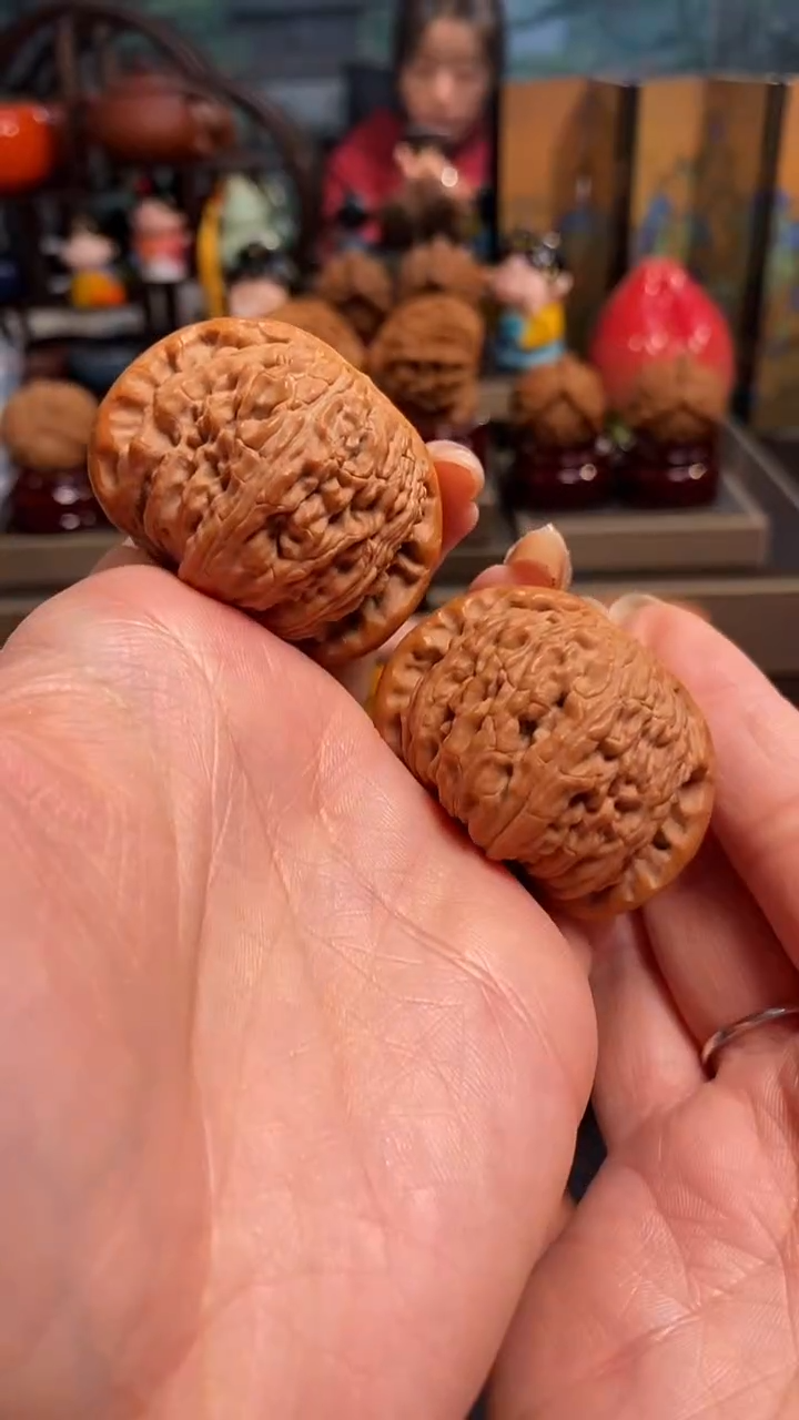 【闪购商品】文玩核桃把件H131白狮子43