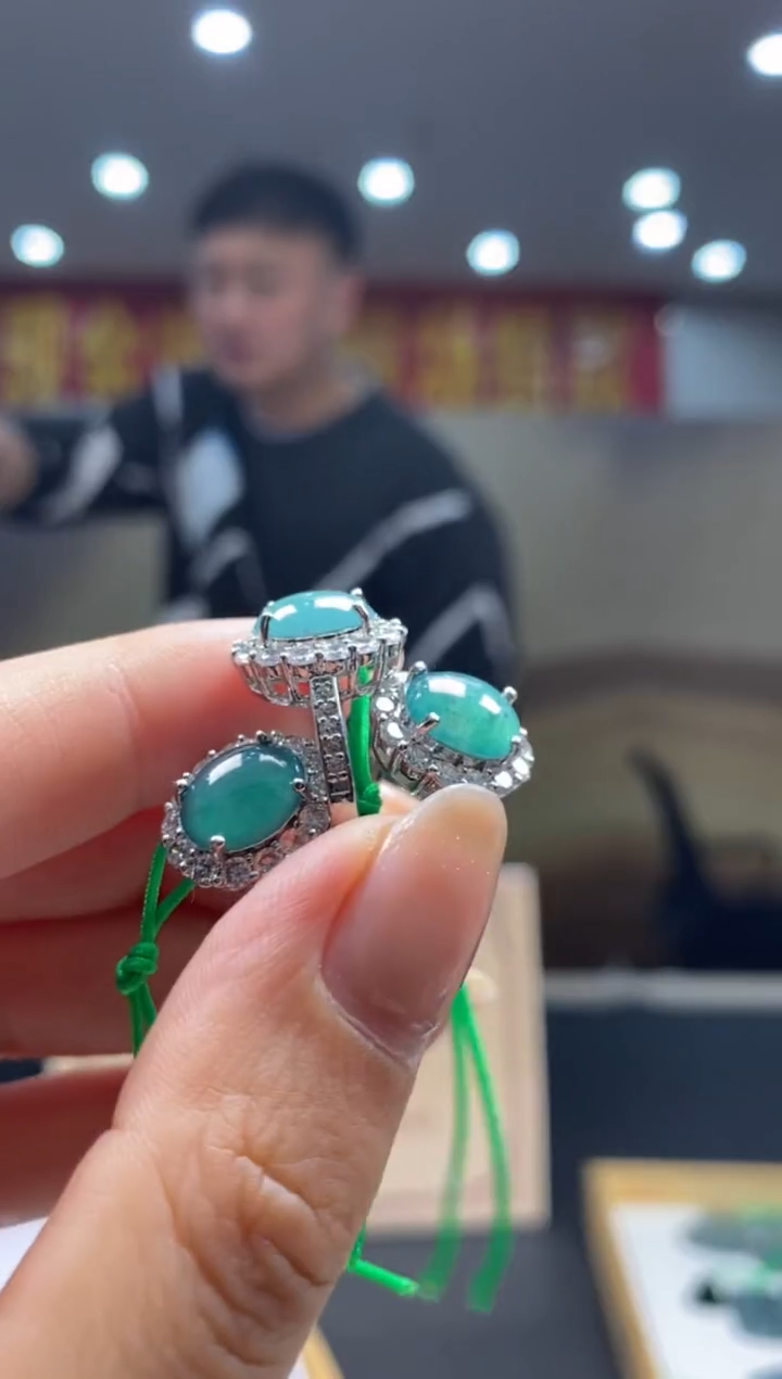 【闪购商品】翡翠颈饰未镶嵌多样性发货【只发一件】*q30