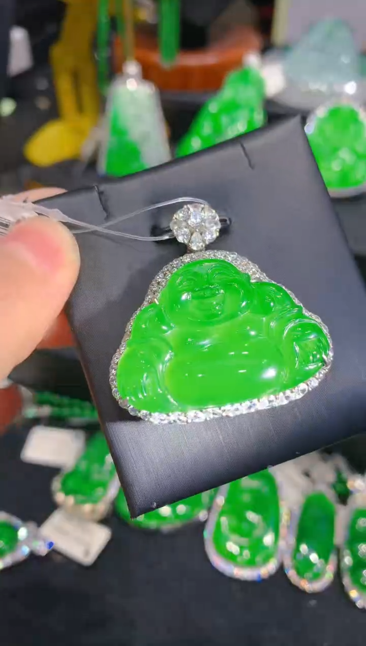 【闪购商品】翡翠颈饰银S925镶嵌48一季