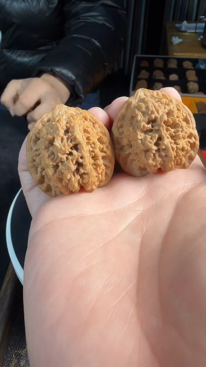 吊坠文玩核桃39.6/40尺全品满天星