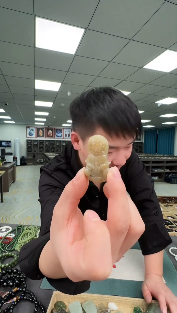 未镶嵌和田玉挂件b7