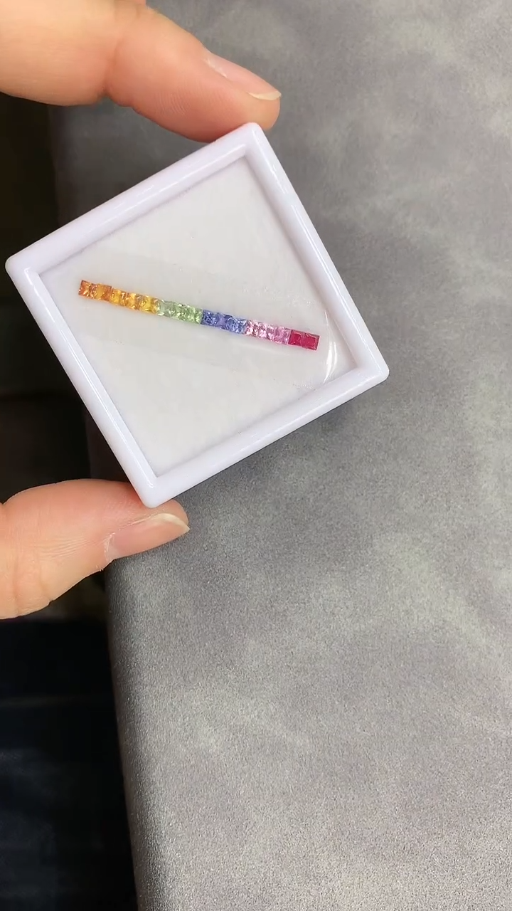 【闪购商品】彩色蓝宝石裸石未镶嵌蓝宝石裸石多样性发16颗