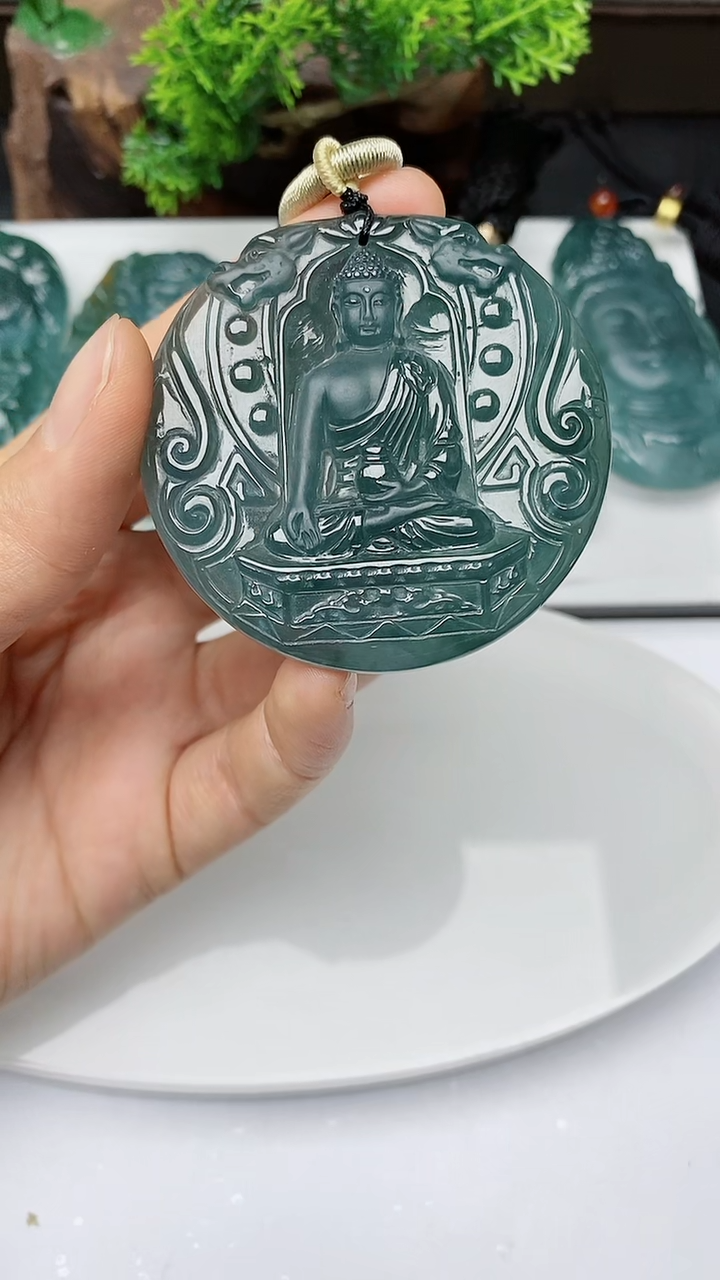 【闪购商品】翡翠颈饰未镶嵌