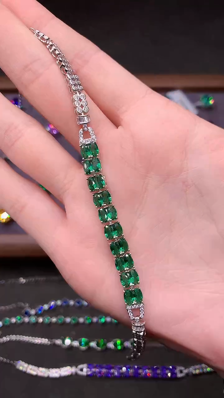 【闪购商品】祖母绿手链银S925镶嵌......