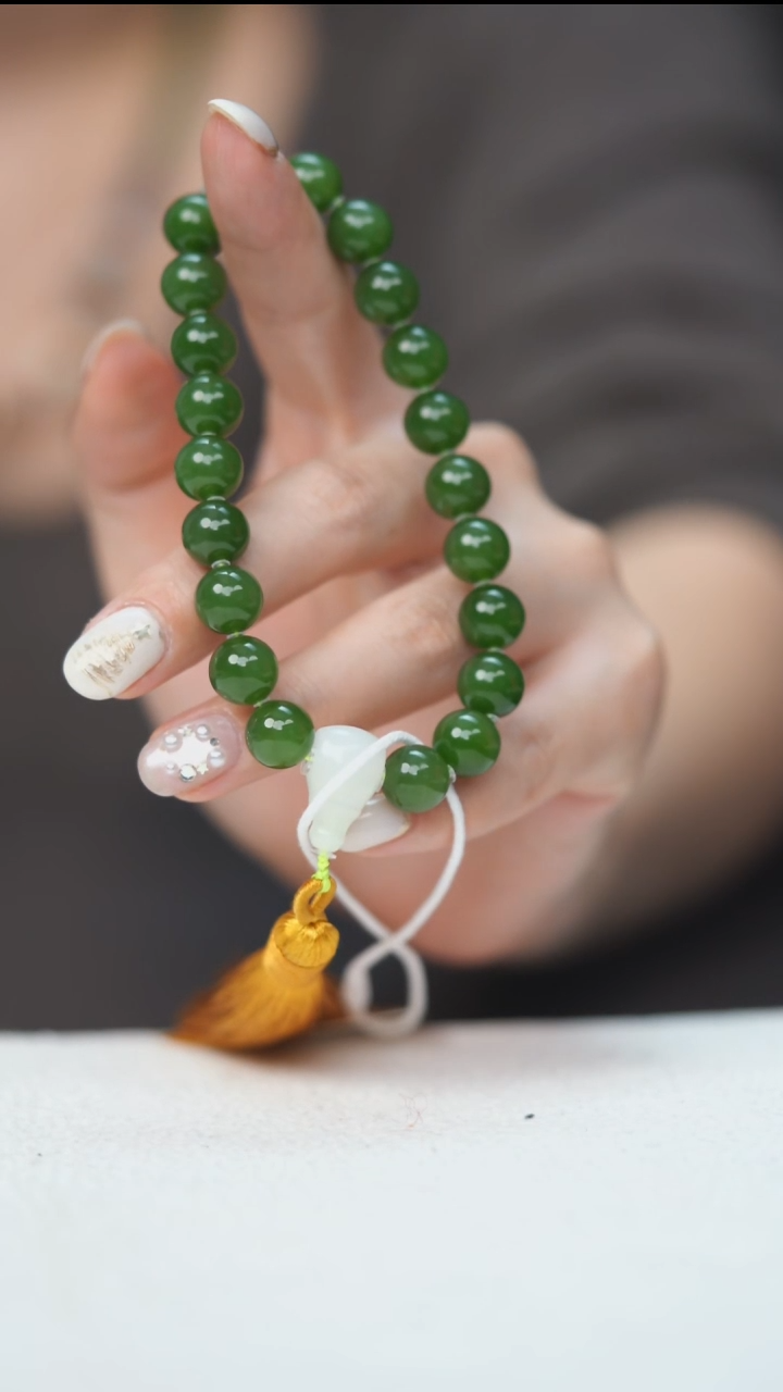 未镶嵌手串和田玉俄6卡10mm手持 HD40199