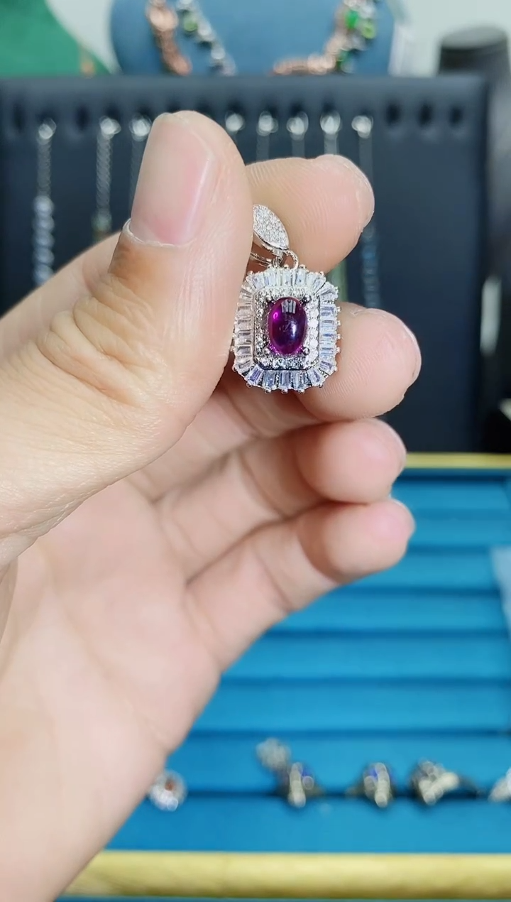 【闪购商品】石榴石（紫牙乌）颈饰银S925镶嵌1121