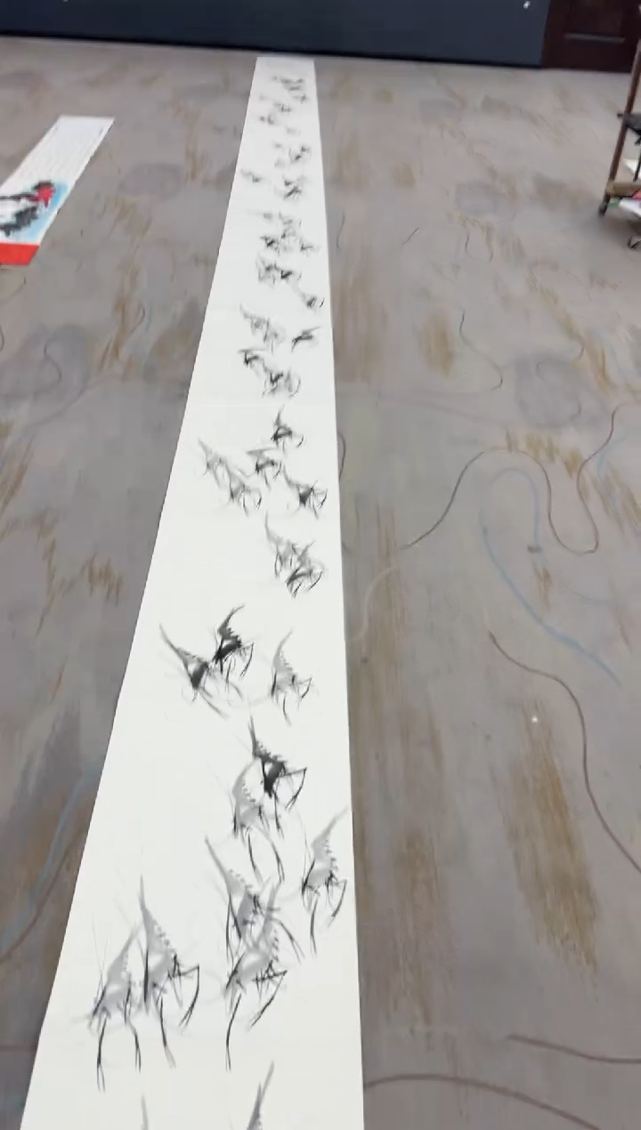 国画黄春香8米册页--25530c039