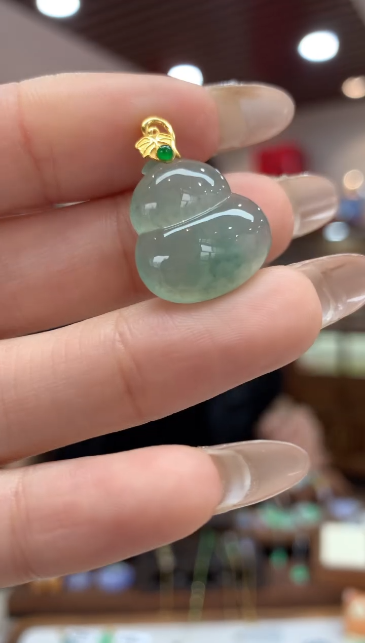 【闪购商品】翡翠吊坠(不含链)18K金镶嵌葫芦