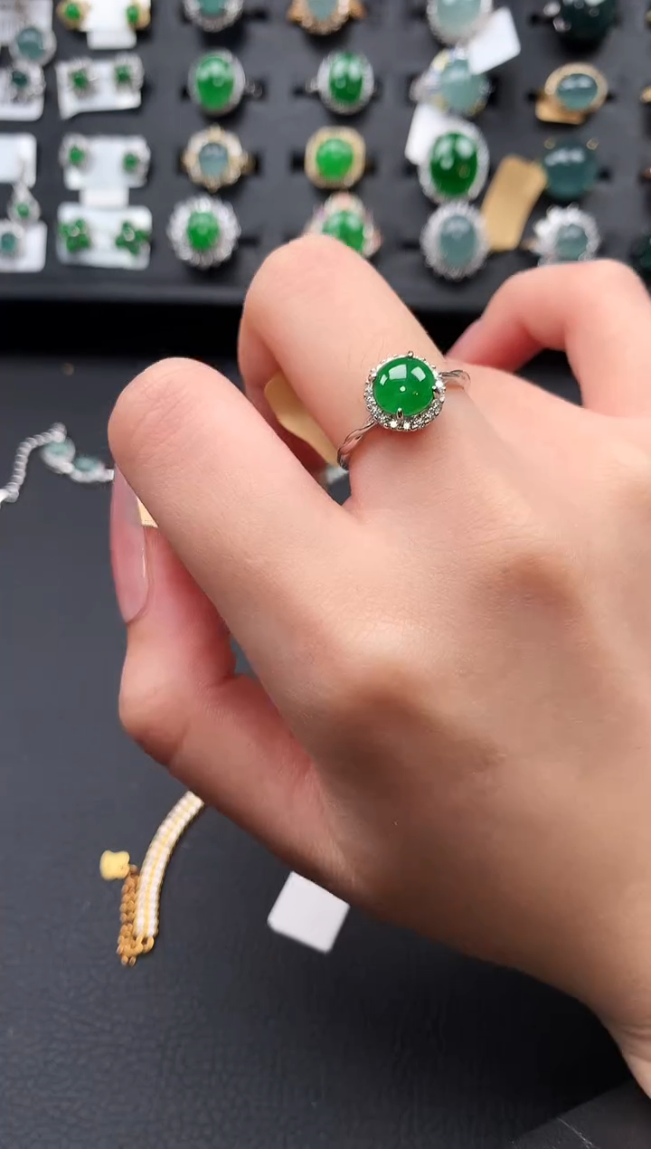 【闪购商品】翡翠戒指银S925镶嵌52141