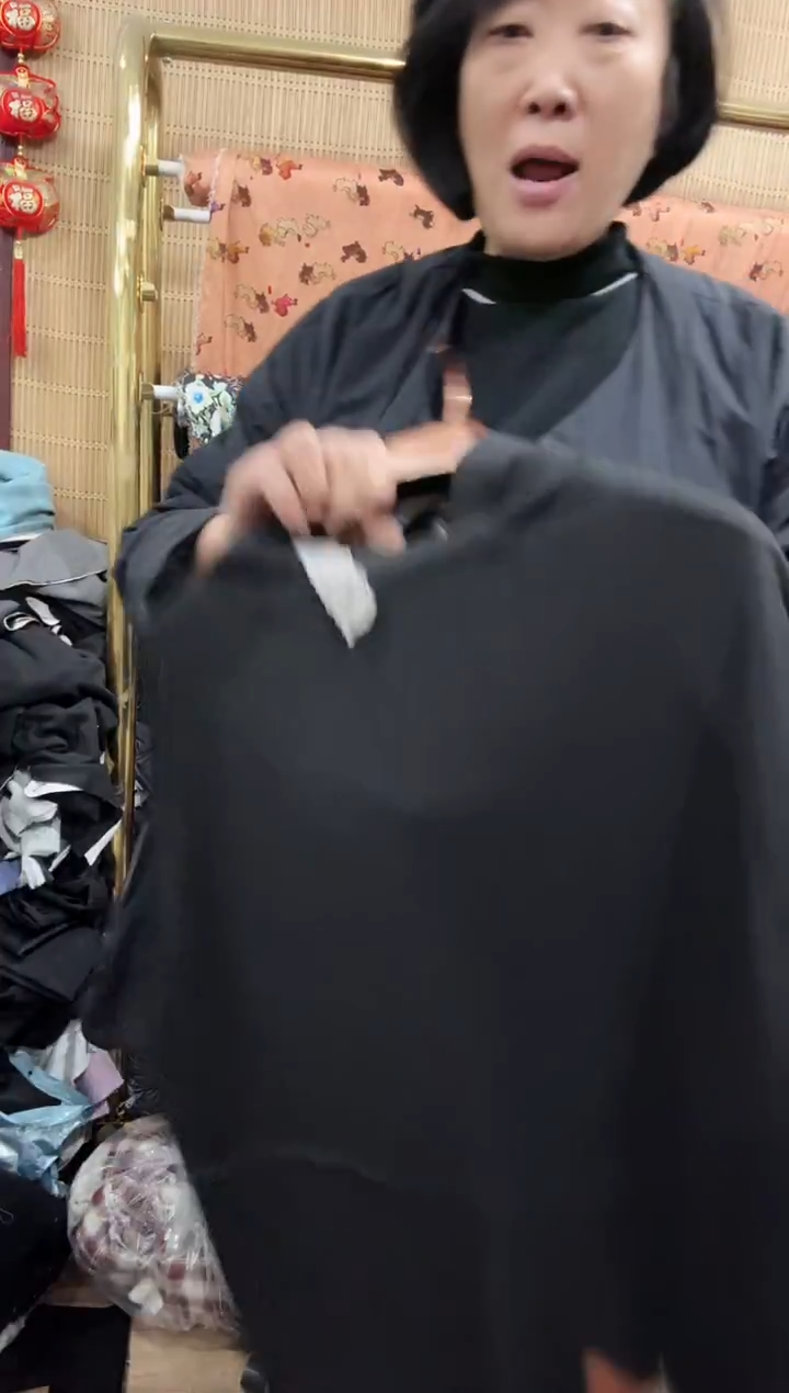 中码石墨烯黑色带帽带刺绣女士卫衣裁片一件中码 