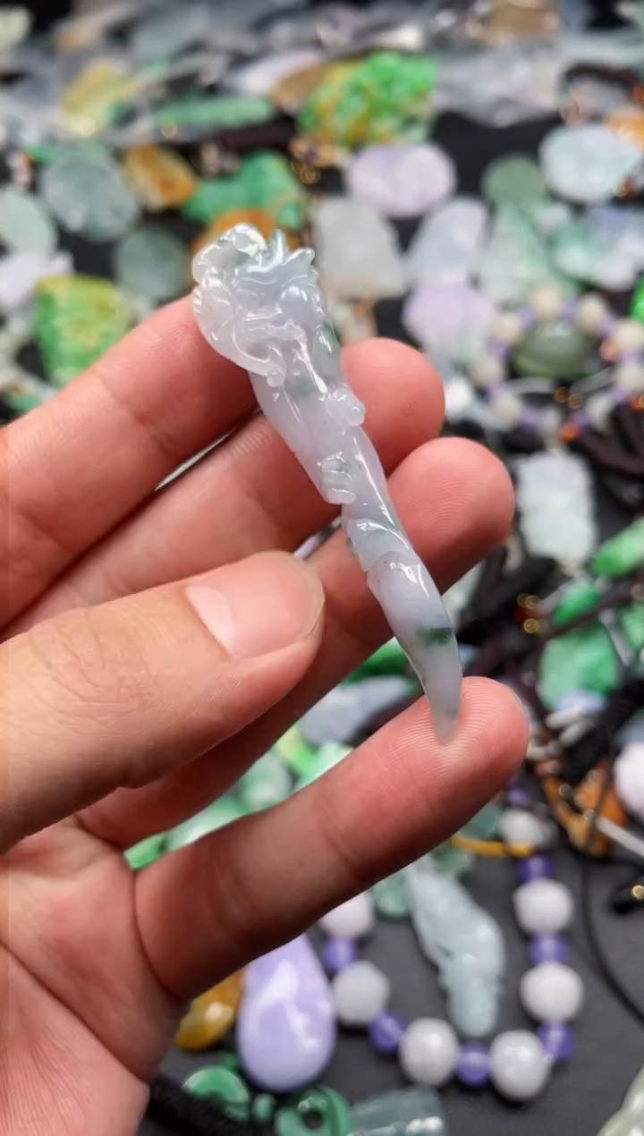 翡翠未镶嵌颈饰天然翡翠a货