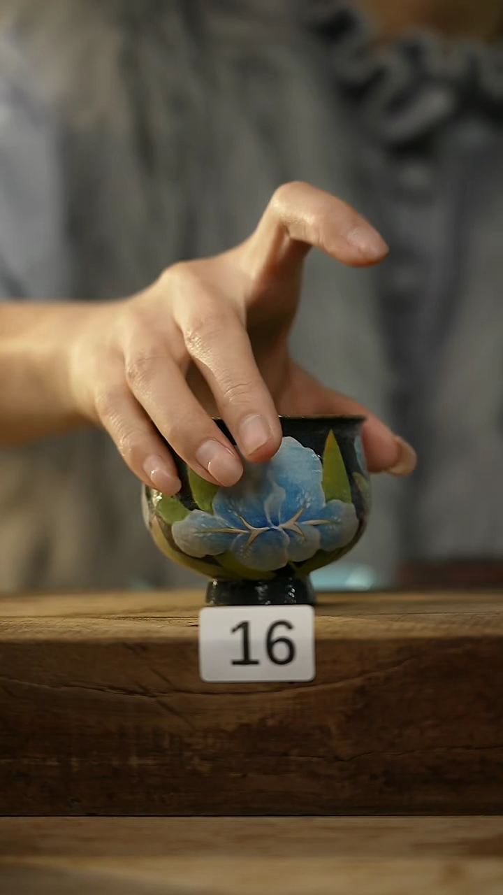 【闪购商品】瓷片油画风·彩绘·设计师石一款