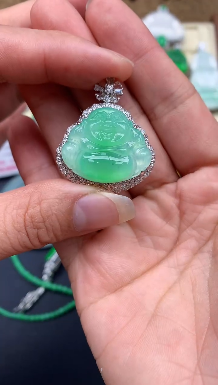 【闪购商品】翡翠颈饰18K金镶嵌667-中国好珍宝