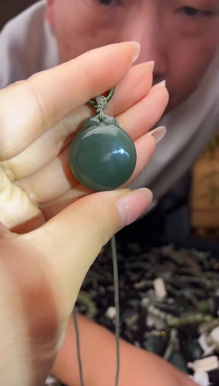 颈饰未镶嵌和田玉多样性发货，拍一发一