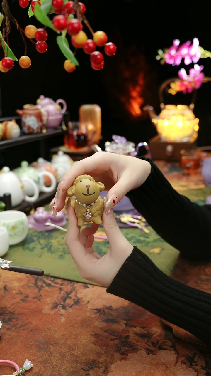【闪购商品】快乐小羊紫砂茶宠摆件+链子