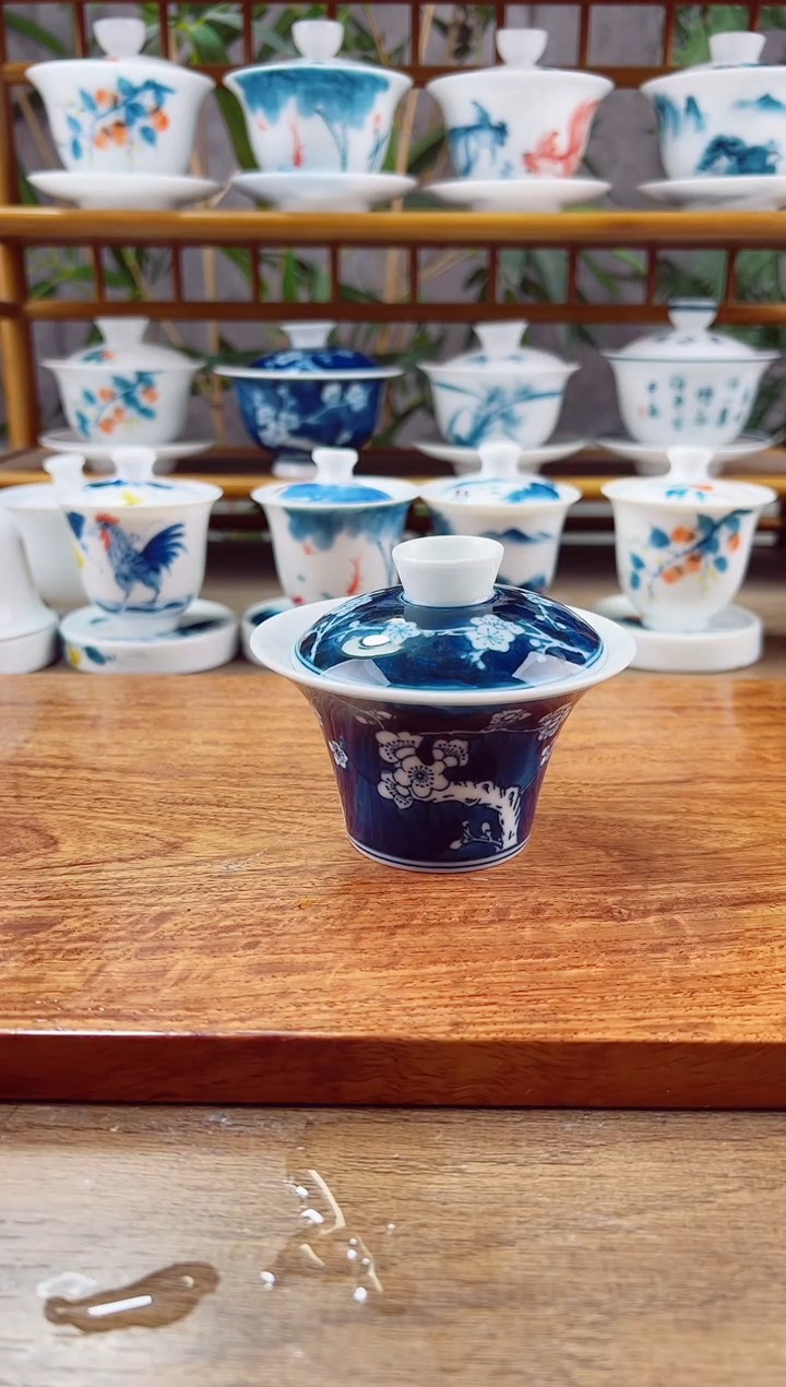 【闪购商品】微瑕冰梅马蹄盖碗