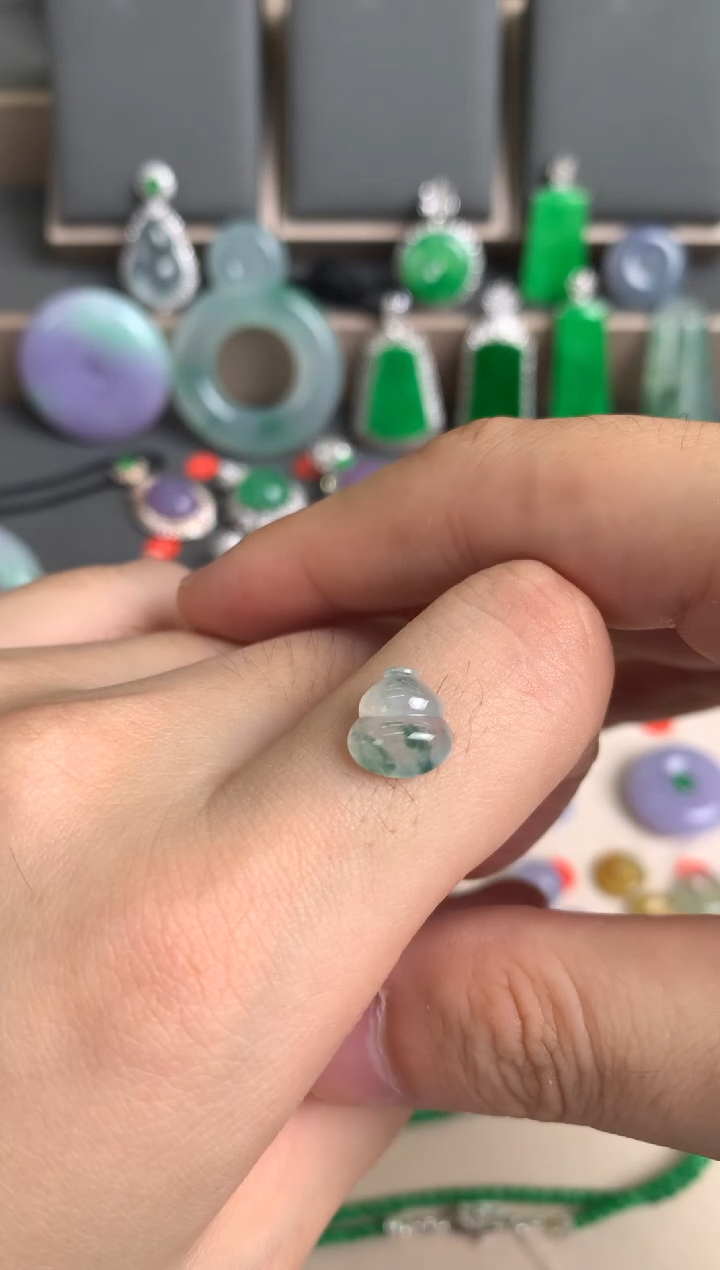 未镶嵌定制翡翠裸玉