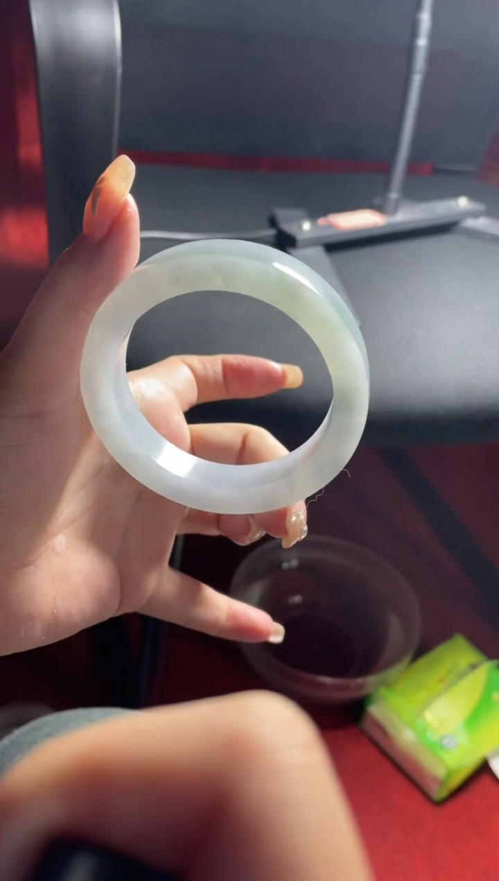 【闪购商品】定制翡翠手镯未镶嵌手镯DDQ/发一件