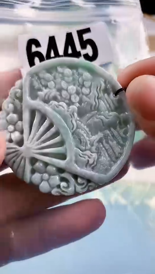 【闪购商品】翡翠挂件未镶嵌天然翡翠吊坠挂件