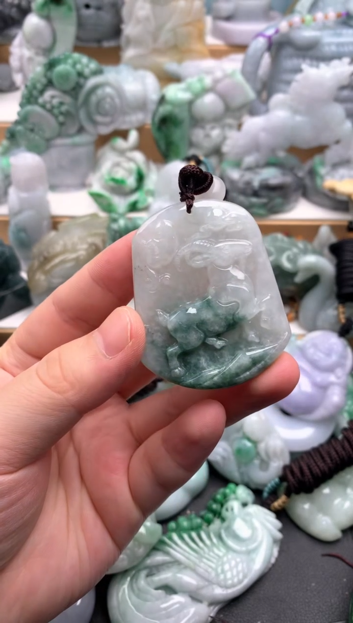 吊坠(不含链)未镶嵌翡翠1