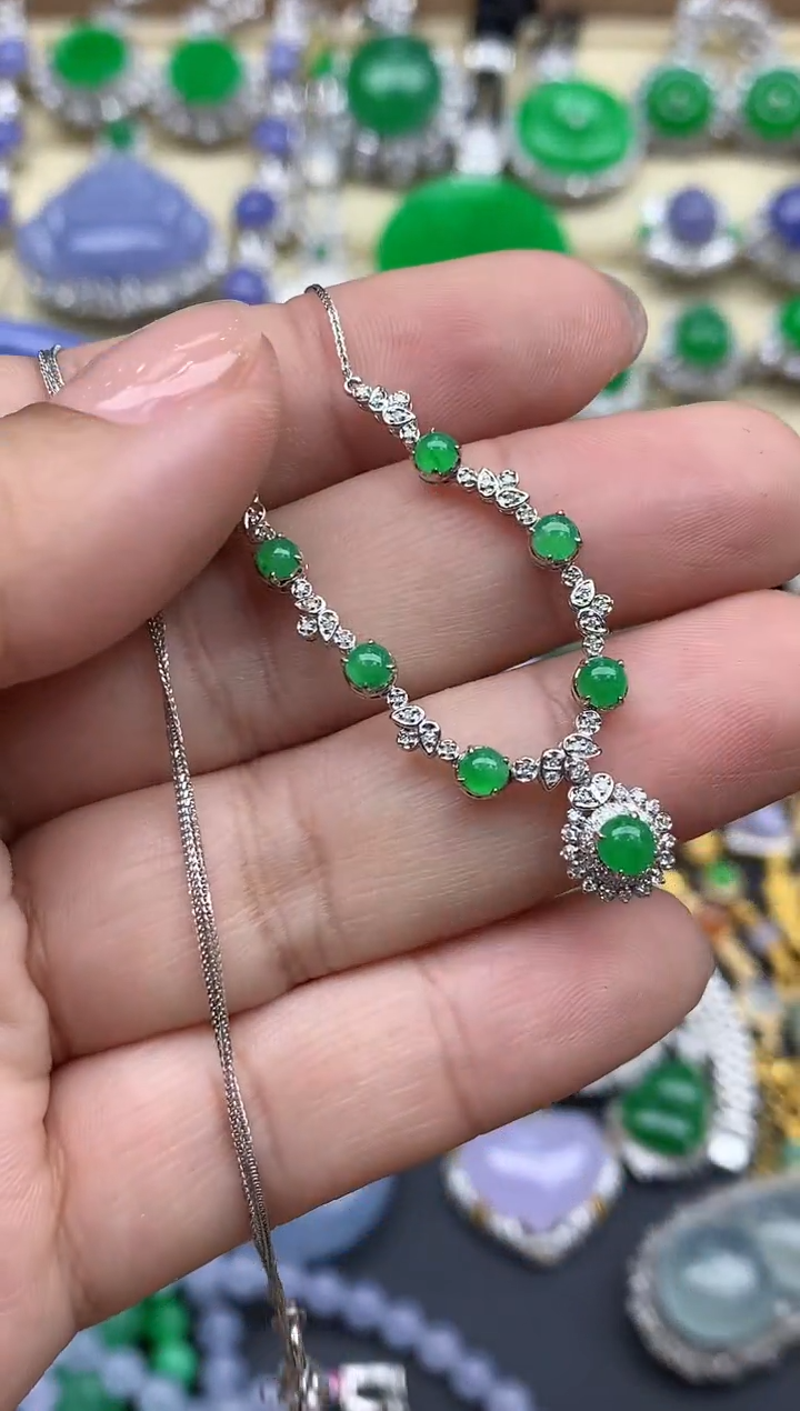 翡翠18K金镶嵌颈饰657-春日珠宝1