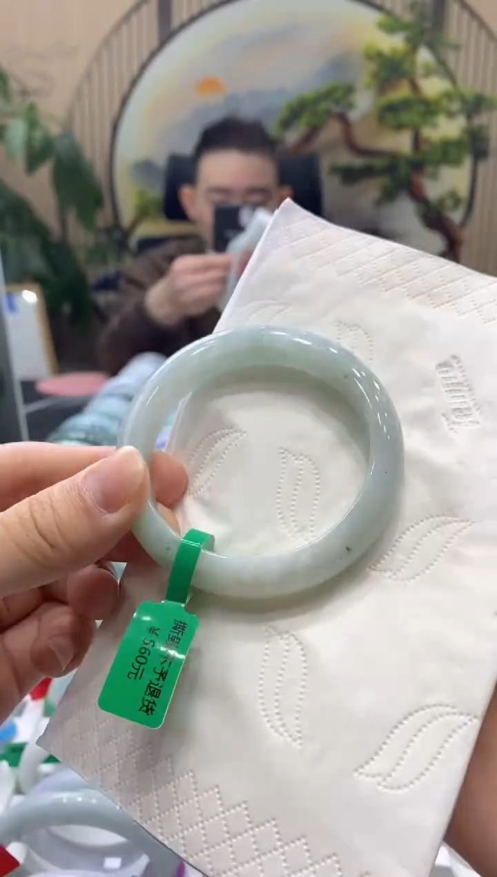 【闪购商品】翡翠手镯未镶嵌0000014765