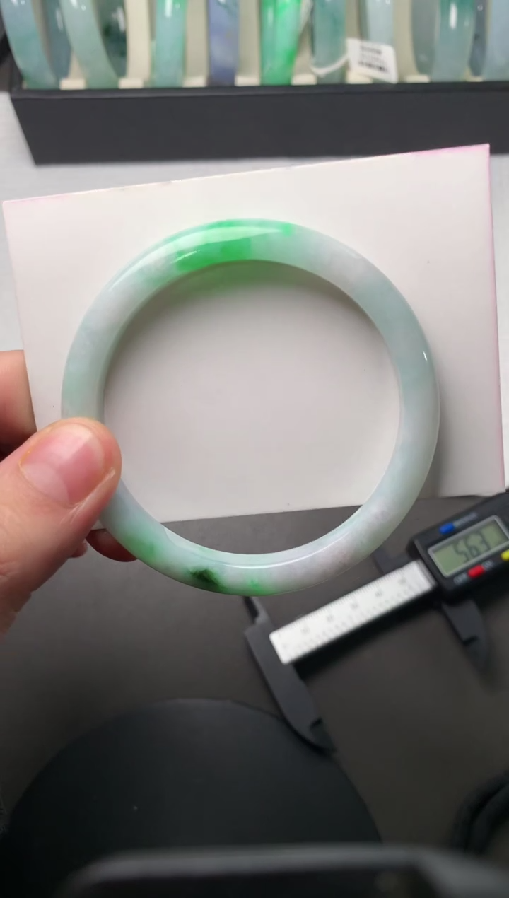 【闪购商品】翡翠手镯未镶嵌57.6*8.3*7.2