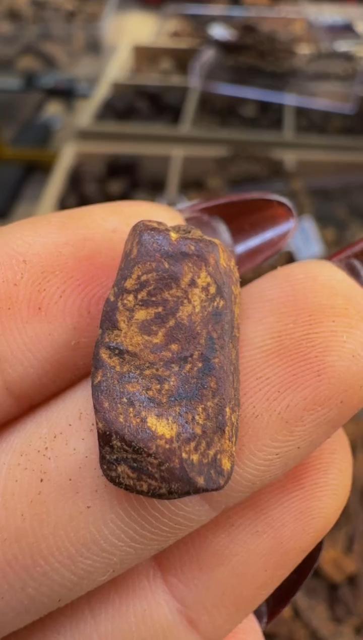 【闪购商品】沉香吊坠越南惠安红土