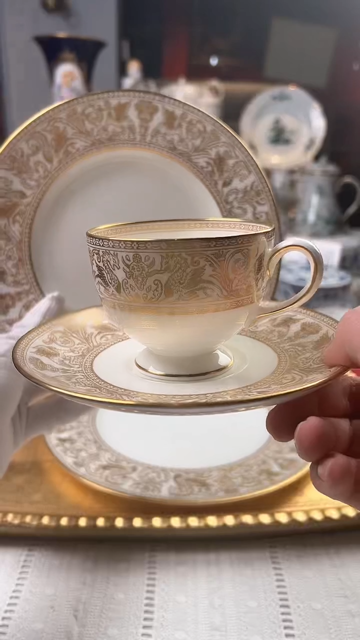 【闪购商品】瓷片韦奇伍德黄金佛罗伦萨咖啡杯碟盘