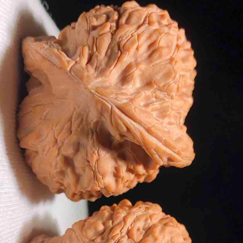 蛮王高端小众文玩核桃老树蜡皮