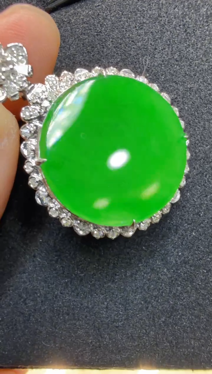 吊坠(不含链)18K金镶嵌翡翠多样性团购发一件