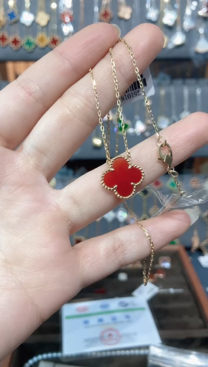 18K金镶嵌套链玛瑙/玉髓玛瑙K黄红草