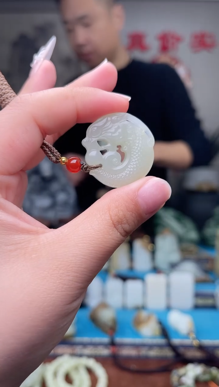 【闪购商品】和田玉未镶嵌挂件1