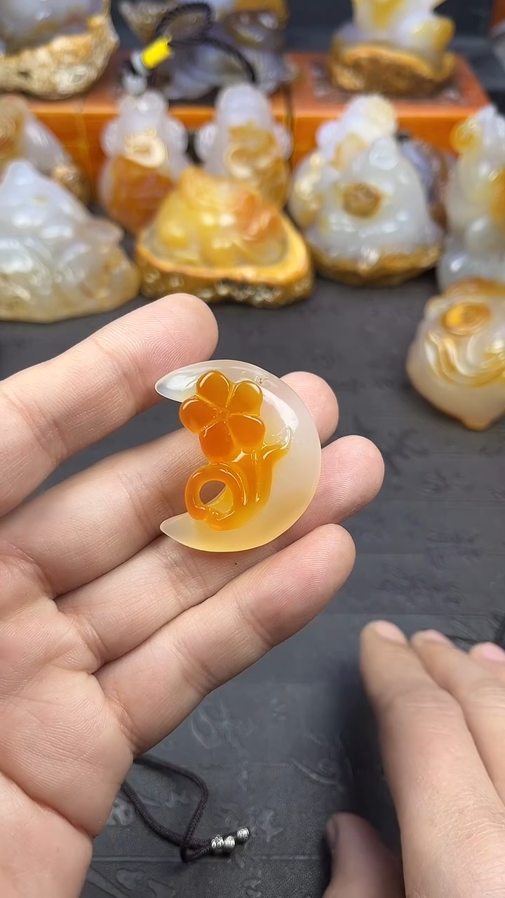 【闪购商品】玛瑙/玉髓吊坠未镶嵌1