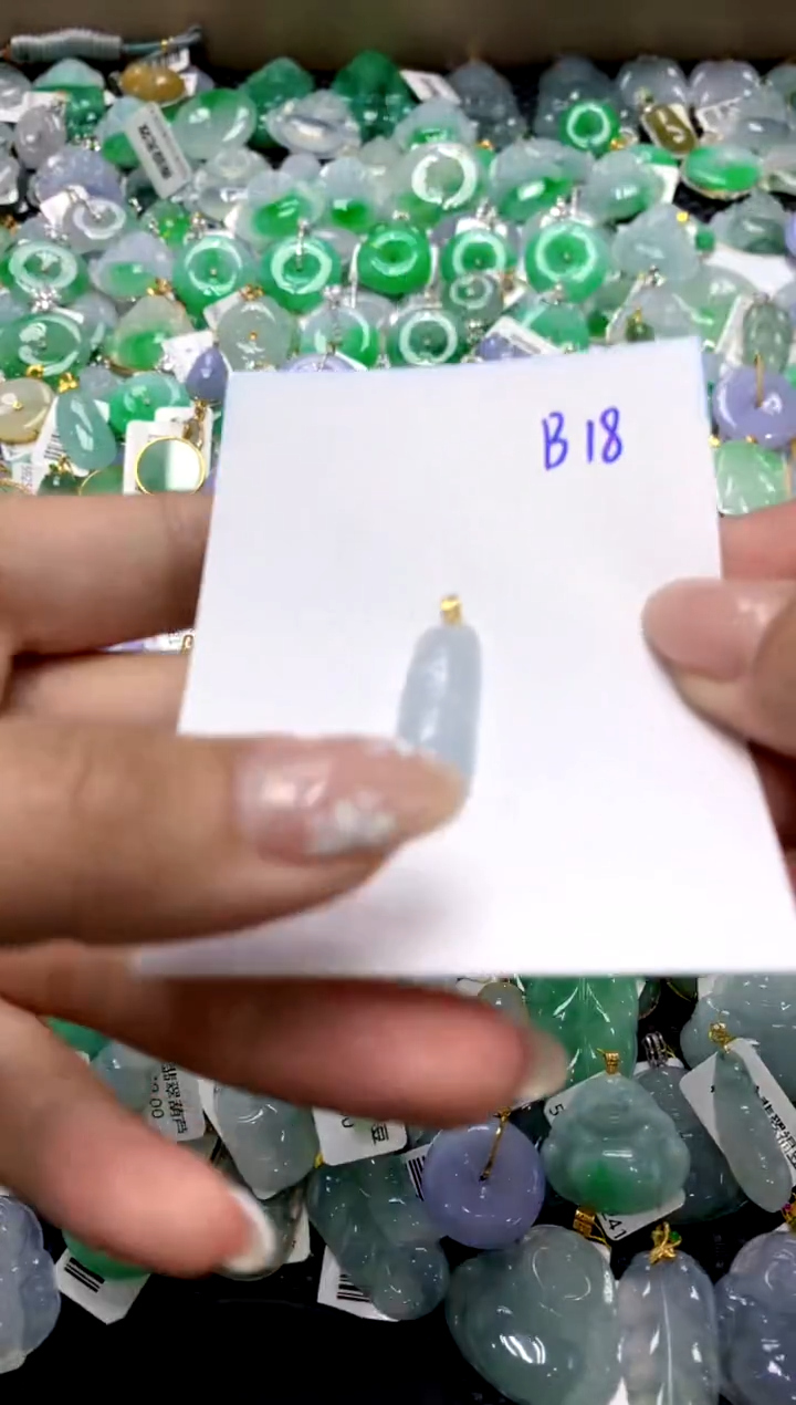 【闪购商品】翡翠颈饰18K金镶嵌111111111111111111