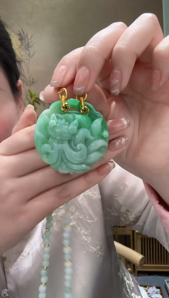 【闪购商品】翡翠颈饰未镶嵌吊坠