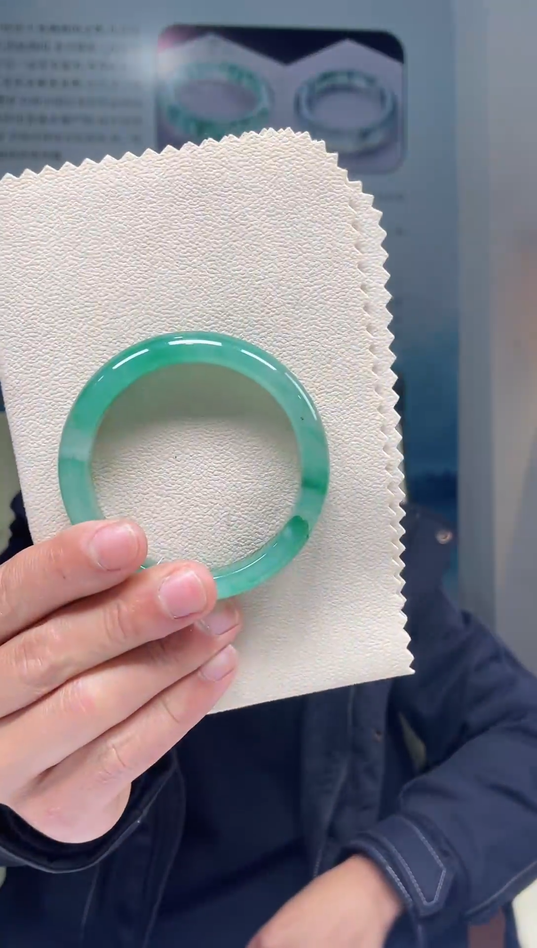 【闪购商品】石英质玉手镯未镶嵌非洲翠手镯多样性发货