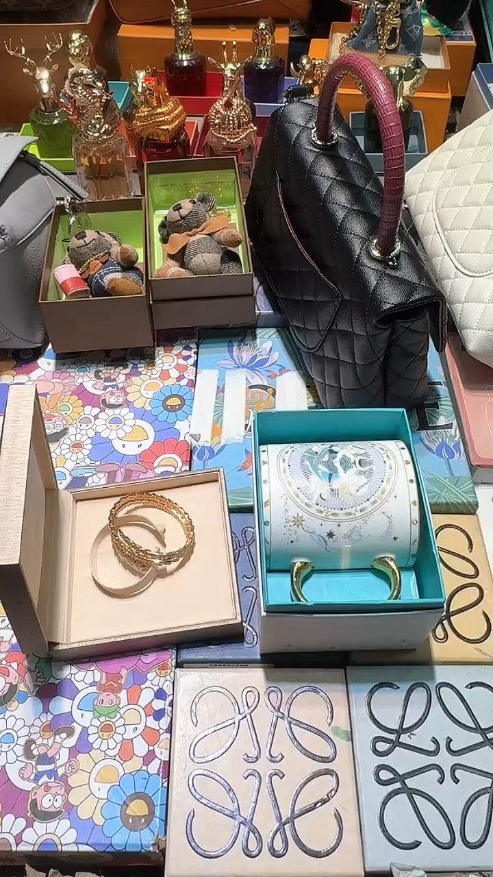 【闪购商品】瓷片11111111111111